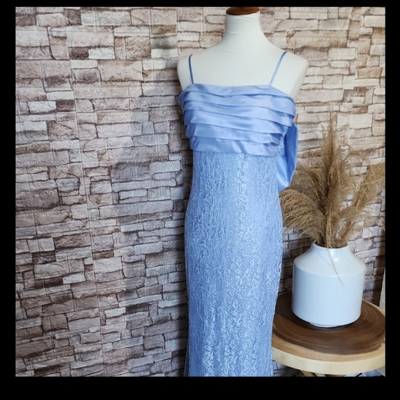 City Studio Elegant Light Blue Lace Gown Dresses - Picture 10 of 12